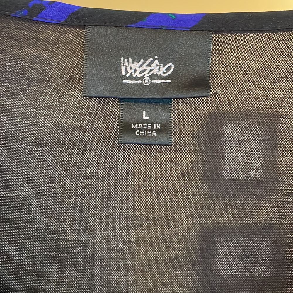 Mossimo Batwing Blouse - Picture 3 of 6